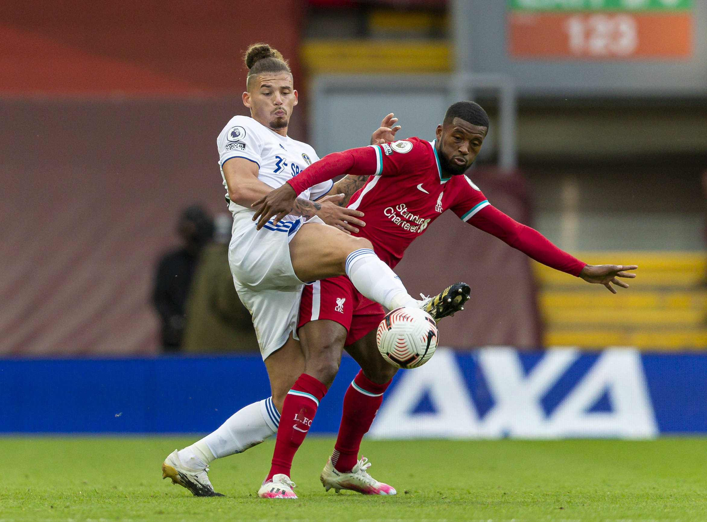 显示出了他 显示出了他